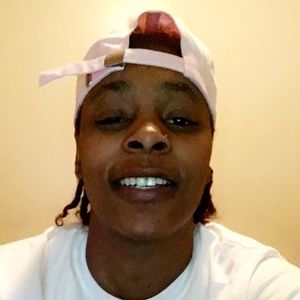 Meet your Posher, Roshelle